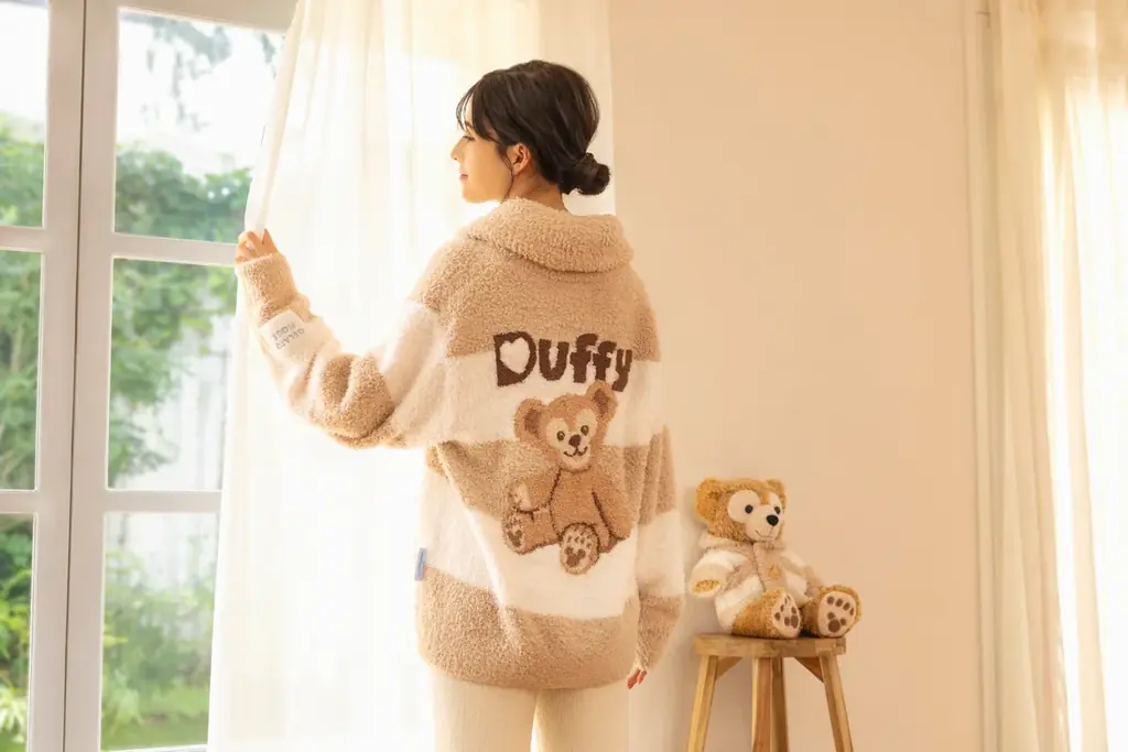 ダッフィー&フレンズがデザインされた「gelato pique」プロデュースの秋冬シーズンスペシャルグッズが登場 画像 5