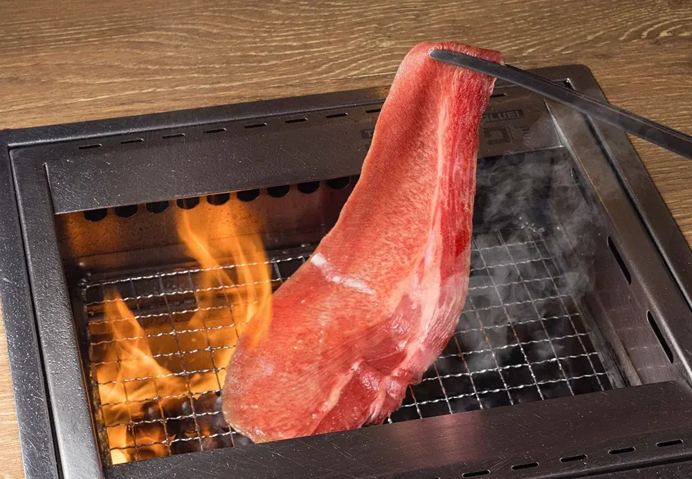 9月10日は「牛タンの日」! 脅威の20cm超え「大判牛タン」が、焼肉ライク全店舗にて数量限定で登場! 画像 3