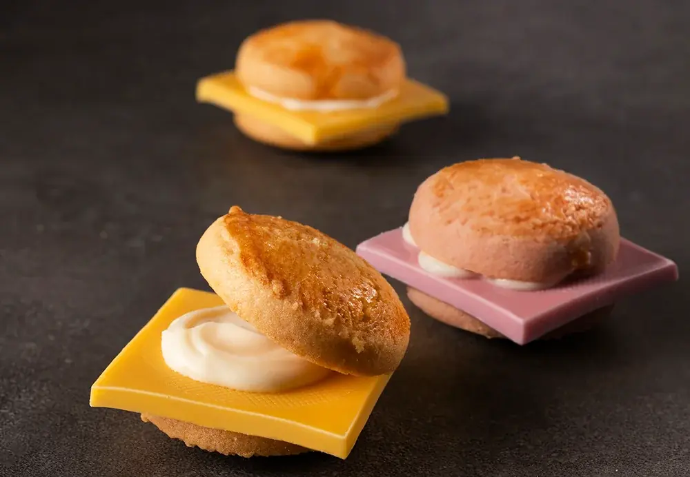 【福岡】東京駅限定のお菓子のバーガーブランド「キャプテンスイーツバーガー」が期間限定OPEN。「カービィカフェ」とコラボレーションした『カービィのストロベリーバーガー』も! 画像 7