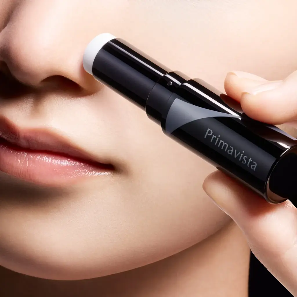 Primavista BLACK 大人気のテカリ消しスティック「ピンポイントセバムオフ スティック」 待望の増産決定！ 画像 1