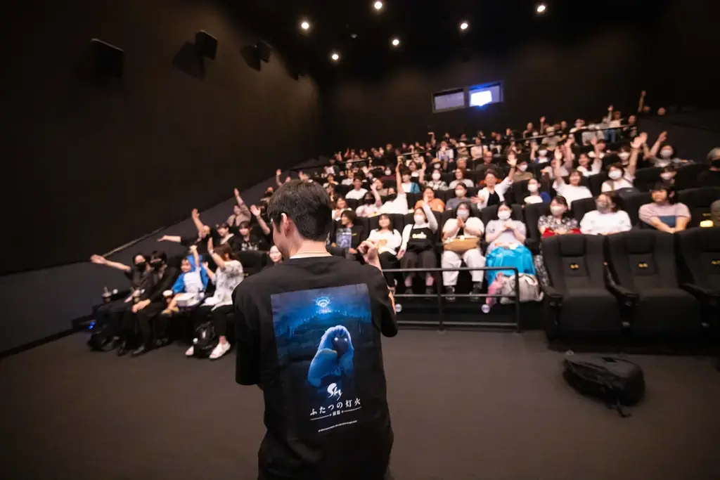 【イベントレポート】映画『Sky ふたつの灯火 – 前篇 -』ヒットを記念した舞台挨拶を名古屋で実施！約120名のSkyファンが集い、LEDキャンドルを灯しての特別鑑賞体験 画像 11