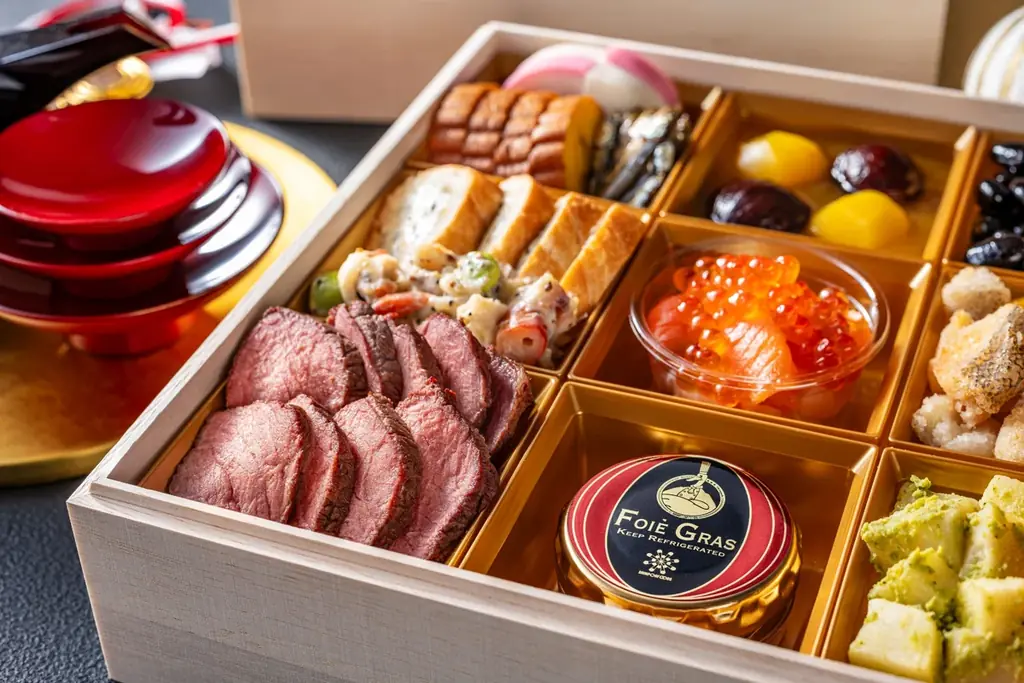 2026年新春を彩る、豪華5種類の美食おせちワインや日本酒に合う「オードブルおせち」新登場　フォアグラやオマール海老も並ぶ、特製おせち料理2026 画像 2