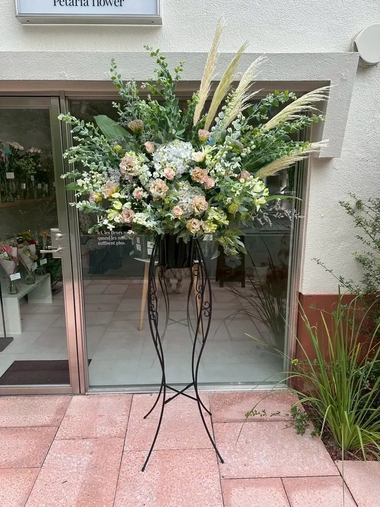 白金高輪の花屋「Petaria flower(ペタリアフラワー)」|おしゃれで心が躍る花束を展開。ギフトはもちろん、配送対応も 画像 9
