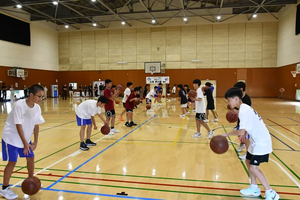 【茨城県五霞町】茨城ロボッツ×五霞町 中学生が現役プロバスケットボール選手との交流。県西地域で初めてのクリニック（実技指導）開催！ 画像 4