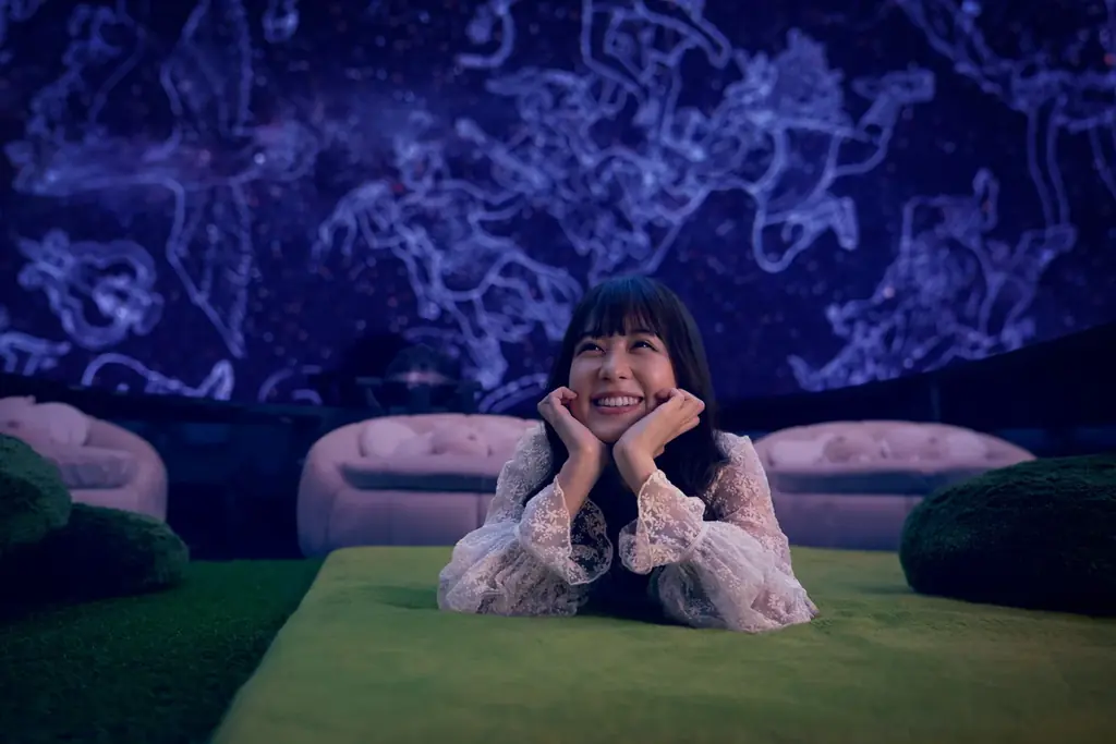 プラネタリウムで美しい月を楽しめる特別なフェア『Under the Same Moon -今夜、月を見上げて-』 画像 16
