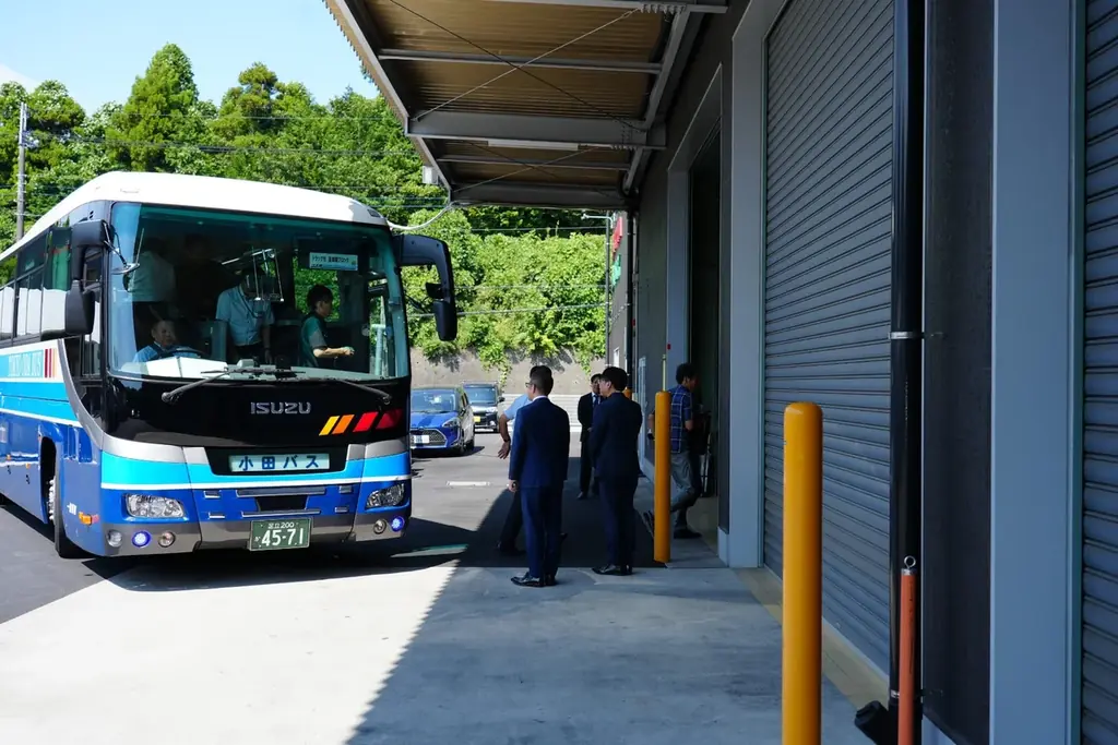 トラック市会員による見学会を栗山自動車工業 千葉支店で開催 画像 2