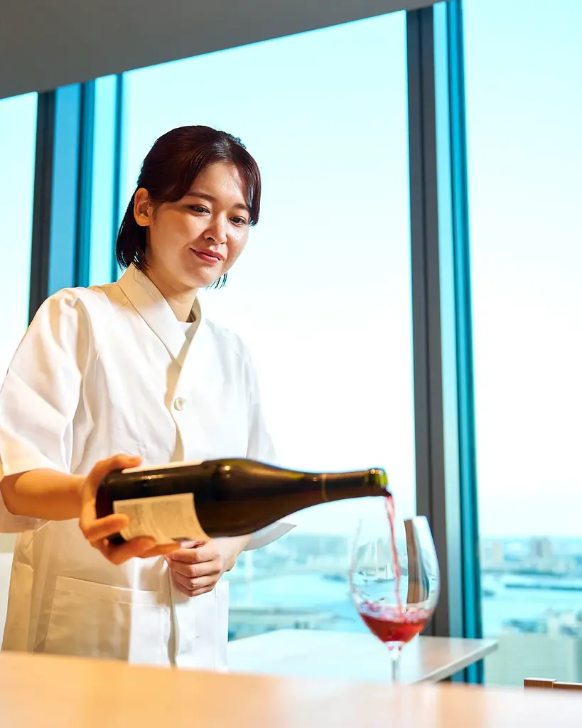 五反田発の和食・居酒屋「それがし」初の施設内出店。オールデイ営業の新業態『高輪それがし』地上28階「ニュウマン高輪 LUFTBAUM」に誕生。ランチも、甘味も、昼飲みも、夜景も揃う、それがし新旗艦店 画像 4