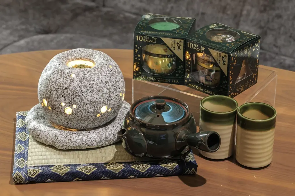 【名古屋】お部屋で楽しむ秋限定プラン~お月見スイーツと茶缶プレゼント付き~『茶香炉の香りに包まれるお月見宿泊プラン』販売 画像 2