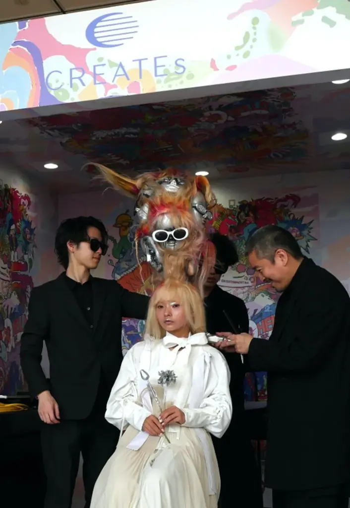 ヘアケア家電メーカークレイツが美容チームを組み大阪・関西万博の『世界のMUSASHI個展』にコラボ出展 画像 1