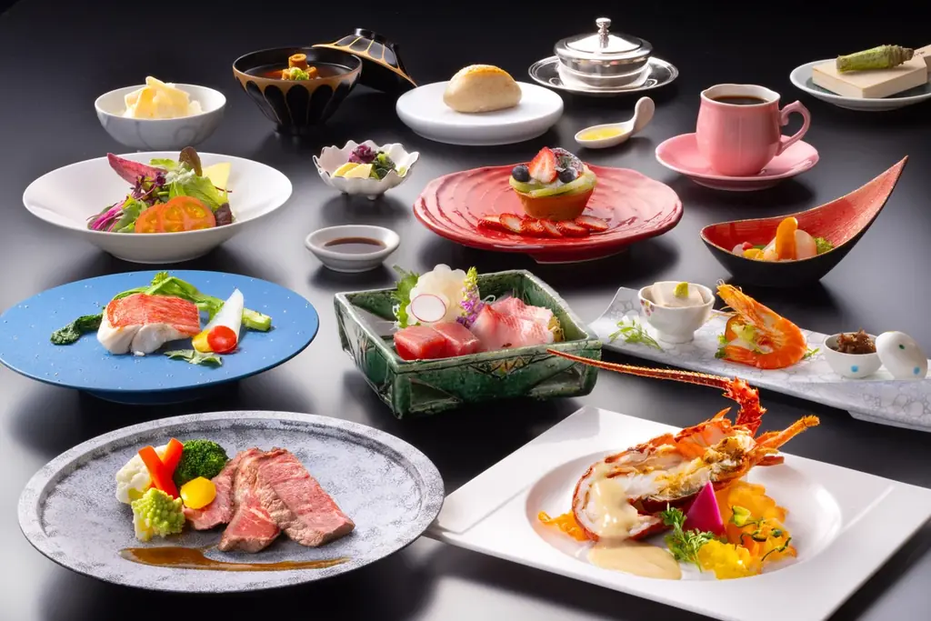 【大人の秋休み】伊豆幸グルメ 選べるディナー♪ 鉄板焼コース vs フレンチ懐石 ～東伊豆の絶景インフィニティ温泉で秋風テラスのおもてなし 画像 1