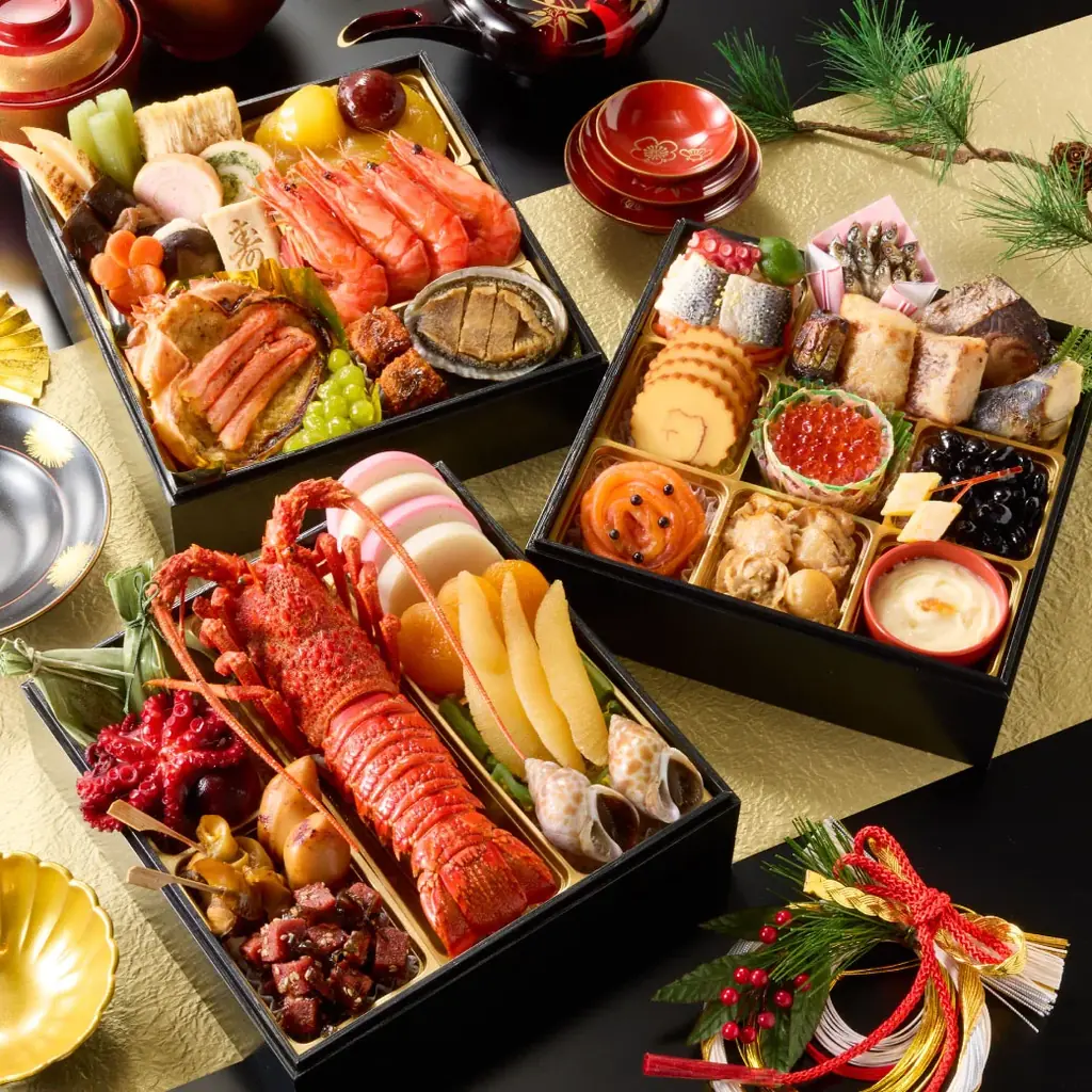 【2026年小僧寿しおせち】9月6日(土)～ご予約開始！今年も新年のお祝いにふさわしい、華やかで彩り豊かなおせちをご用意しました！最大3000円引！《早期割引》も実施します。 画像 2