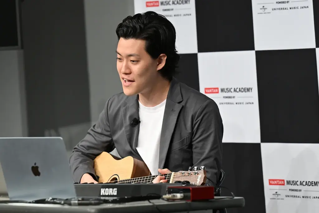 粗品が伝授する作詞作曲の実践技法、学生230名に公開
