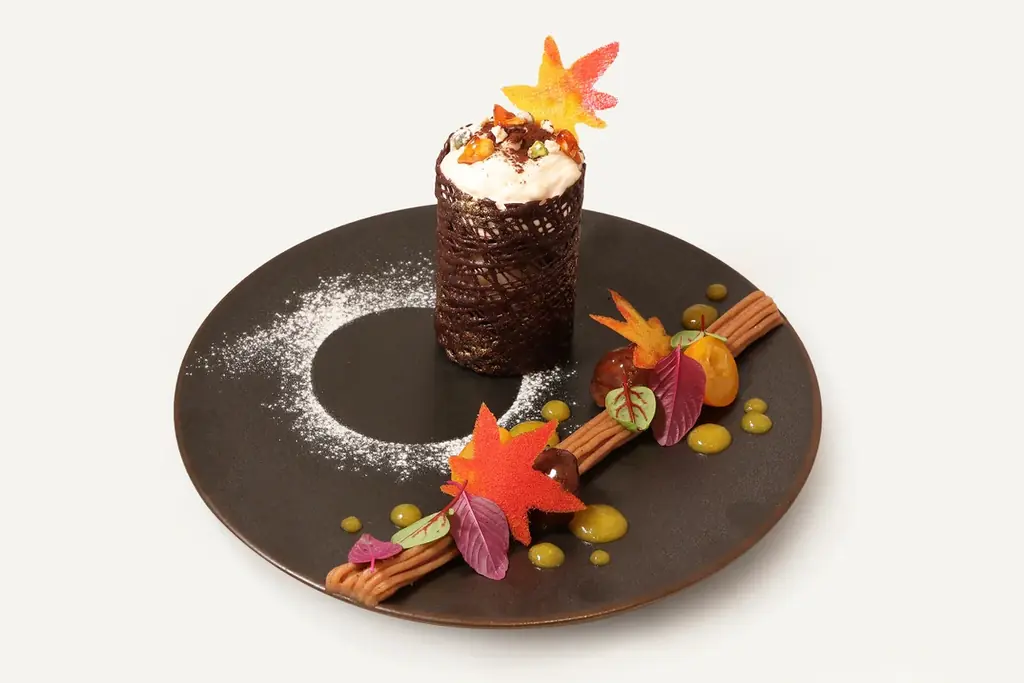 ハロウィンアフタヌーンティーと秋香る優雅なデセールやパフェが、9月8日より自由が丘の「カフェ ベルアメール」に登場 画像 3