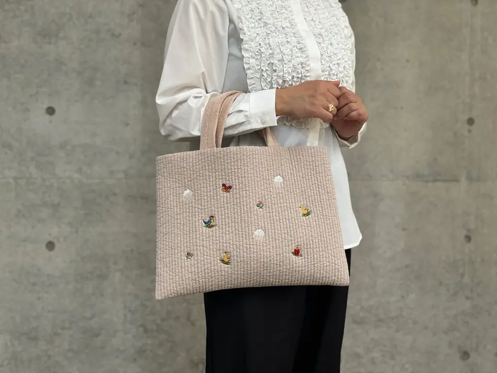 韓国伝統生地「ヌビ」を使ったブランド「pionunnal(ピオヌンナル)」とドイツ伝統工芸織物シュニール織のブランド「FEILER(フェイラー)」のコラボレーションが決定！ 画像 4