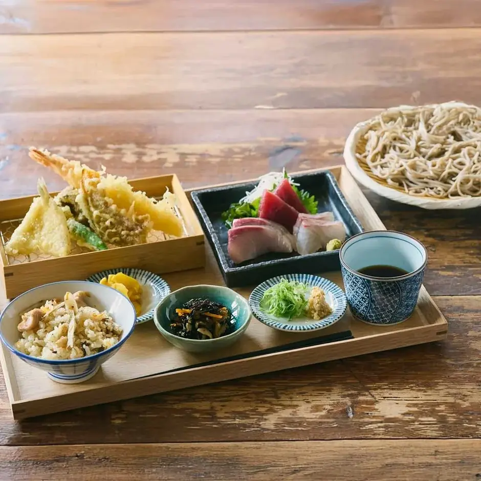 【9/12オープン】ニュウマン高輪 28階＜〆蕎麦 燦々＞｜昼夜で異なる蕎麦体験を提供。期間限定「オープン記念御膳」登場！ 画像 3