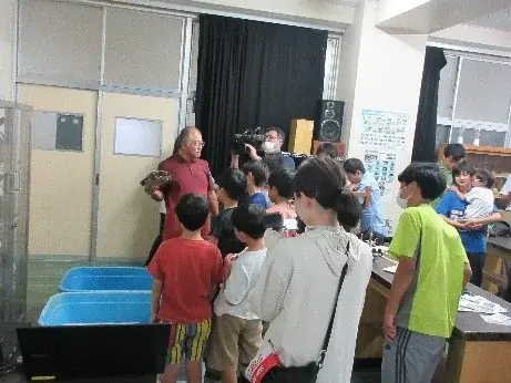 【参加者募集】侵略的外来種から生態系を守れ！向山大池の生き物を調査し守る「アカミミガメ捕獲作成」を実施します。 画像 4