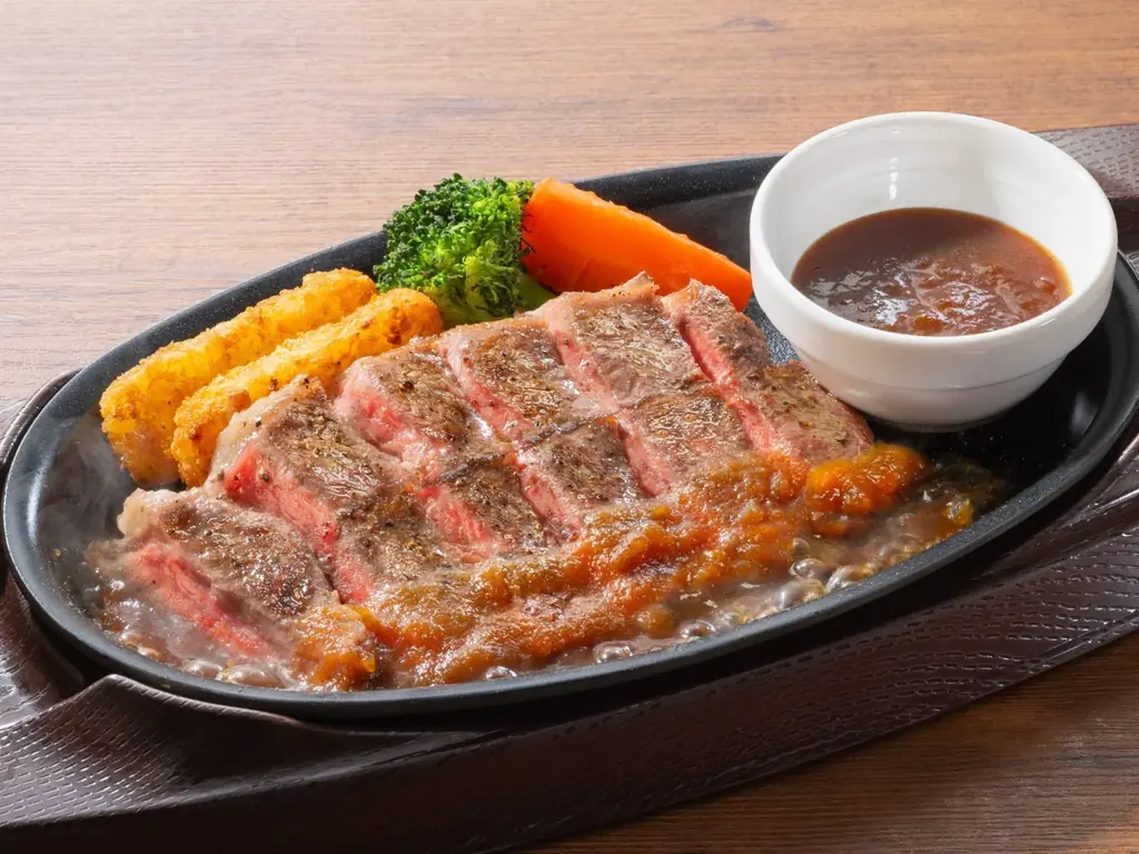 ガストに食欲の秋到来！この旨さを、この価格で！？9/11～希少赤身ステーキ登場！『あなたにガストミート！』￥999（税込￥1,099）フェア 画像 2