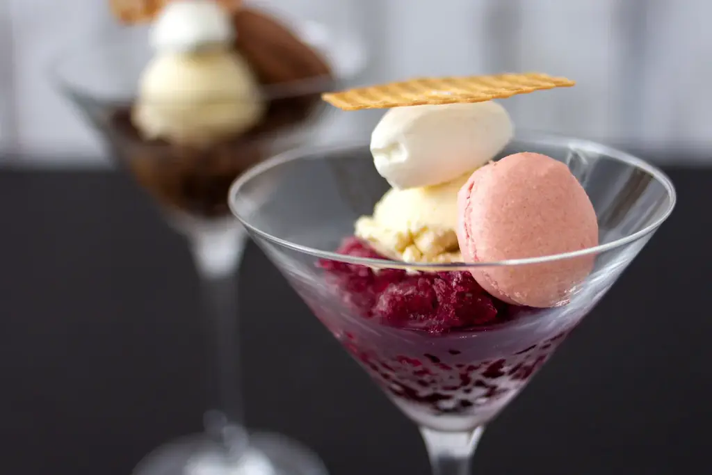 【ホテル オリエンタル エクスプレス 福岡中洲川端】一夜限りの “ ワイン×コーヒー×スイーツ ” ペアリングイベント開催「出張CROSS POINT夜カフェ第5弾」2025年9月26日（金）限定開催 画像 1