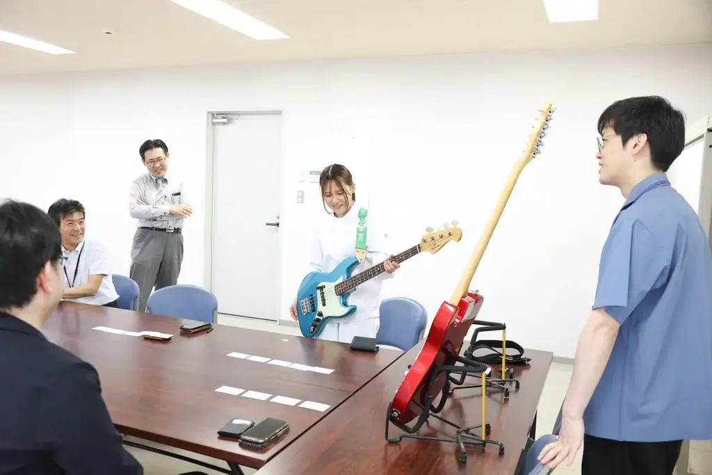 【九州乳業×島村楽器】九州で親しまれている「みどり牛乳」とコラボレーション！ギターストラップなど9月17日（水）に発売 画像 4