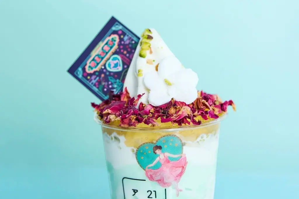 台湾発ルームフレグランスブランド『明星花露水 / ミンシン・ファールースェ』と夜アイス専門店『21時にアイス 』がコラボスイーツを発売 画像 4