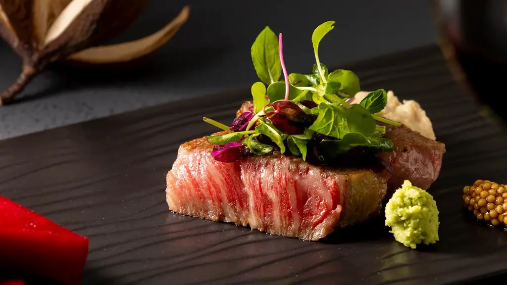 鎌倉から約10分！三世代で祝う特別な【七五三ランチ】｜富士山を望むリビエラ逗子マリーナの絶景オーシャンビューレストランで“七五三葉山牛プラン”9/12販売開始 画像 3