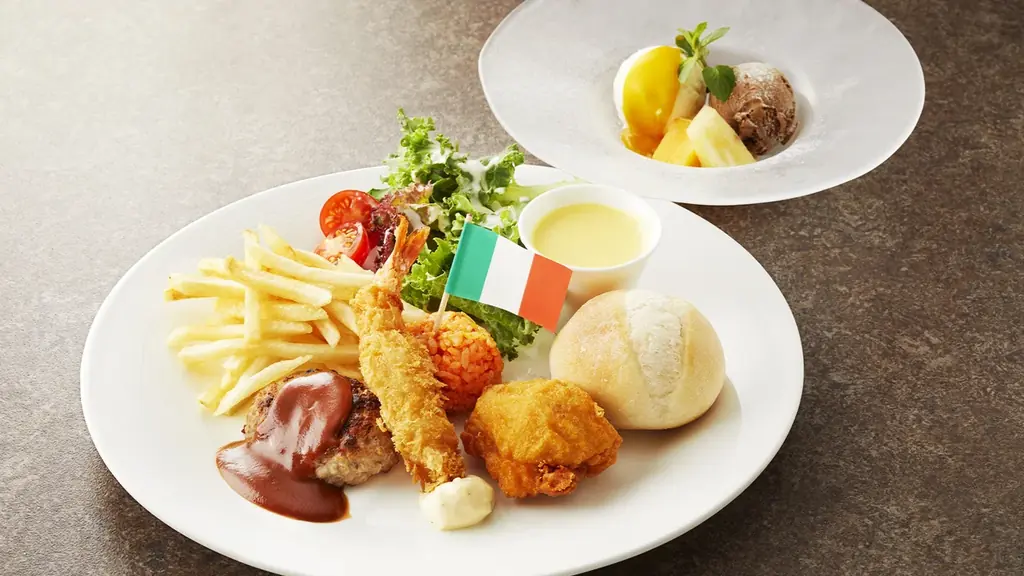 鎌倉から約10分！三世代で祝う特別な【七五三ランチ】｜富士山を望むリビエラ逗子マリーナの絶景オーシャンビューレストランで“七五三葉山牛プラン”9/12販売開始 画像 4