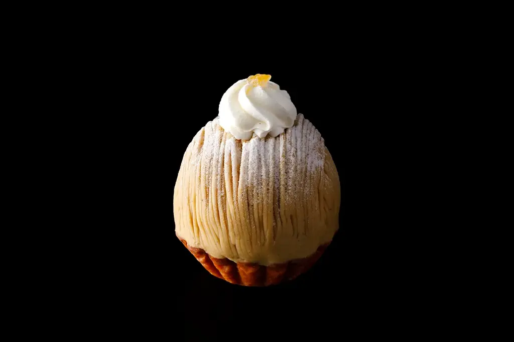 本日から会場限定！ピエール・エルメ・パリとのコラボレーションスイーツを限定発売。 画像 1