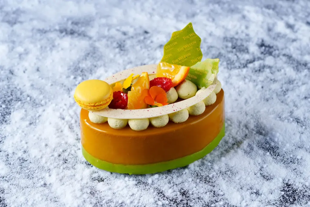 ホワイトツリーやオーナメントを飾ったケーキで、華やかなひとときを「クリスマスケーキ 2025」を発売【ウェスティンホテル仙台】 画像 4