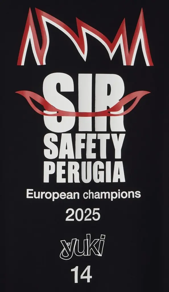 石川祐希選手が所属するイタリア・セリエA「シル・サフェーティ・ペルージャ」来日記念『ムーブスポーツ』が限定コラボレーションアイテムを抽選販売 画像 2