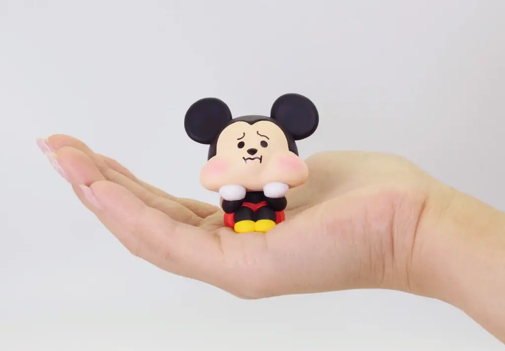 「困り顔×プクっと“ほっぺた”」の“すね顔”フィギュアシリーズがガチャ®で登場！　『ディズニーキャラクター すねてマス フィギュアコレクション そのいち』 画像 6