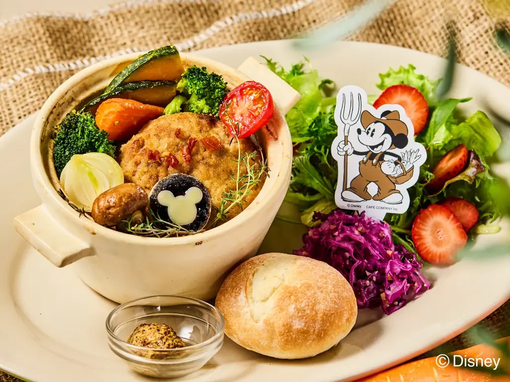 【ディズニーの世界観で楽しむカフェ】「Disney HARVEST MARKET」でミッキー＆グーフィーの秋冬限定スペシャルメニューがスタート。 画像 2
