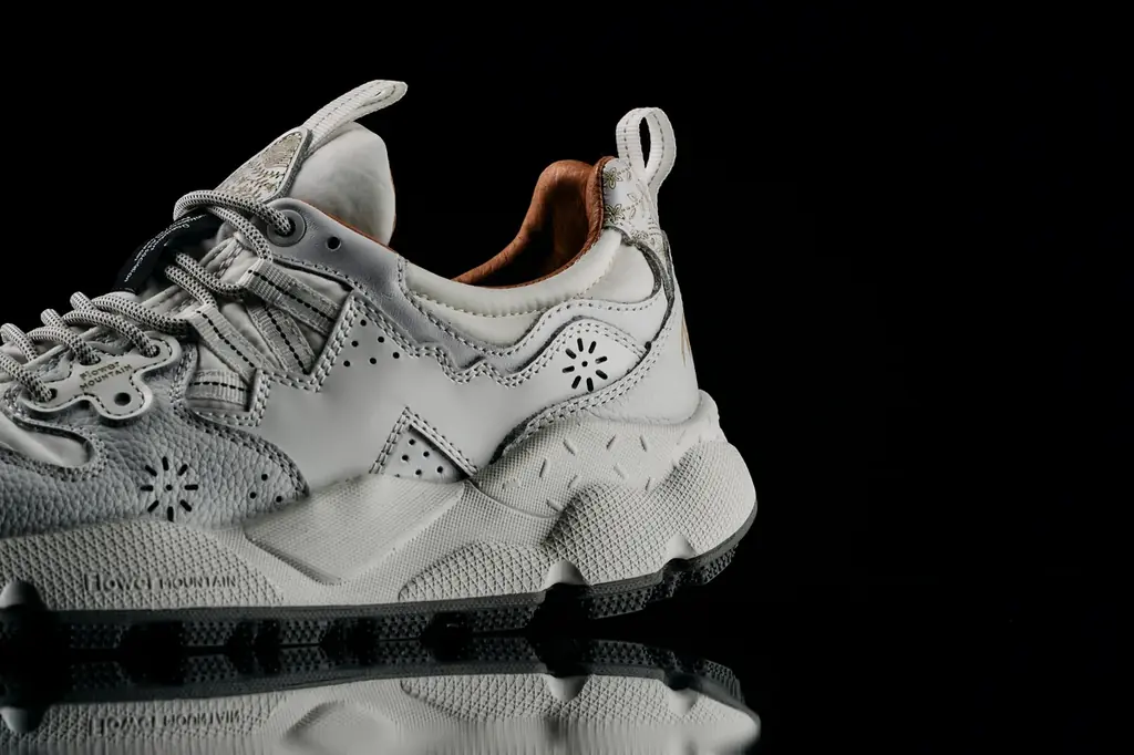 NANGA（ナンガ）Flower MOUNTAINとのコラボレーションシューズ第二弾が登場！ 画像 10