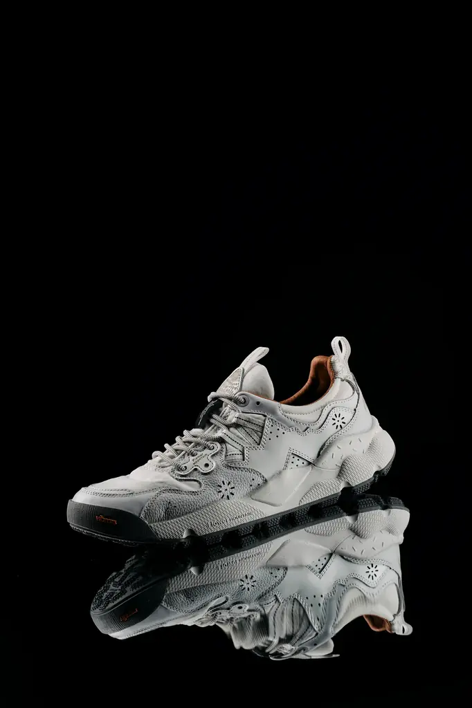 NANGA（ナンガ）Flower MOUNTAINとのコラボレーションシューズ第二弾が登場！ 画像 8