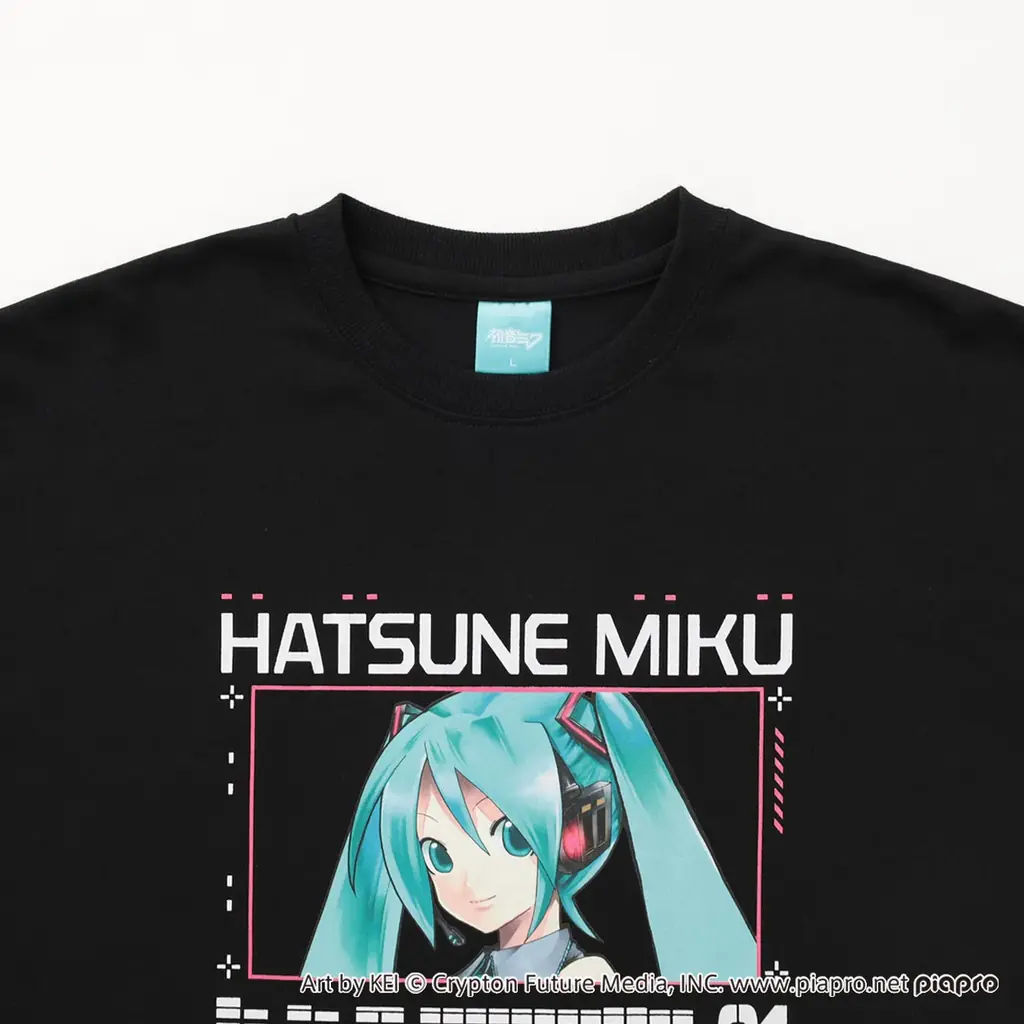 【イオン限定】ダブルフォーカスから「初音ミク」“プリントＴシャツ”と“ジップパーカ”を９月１２日（金）新発売 画像 11