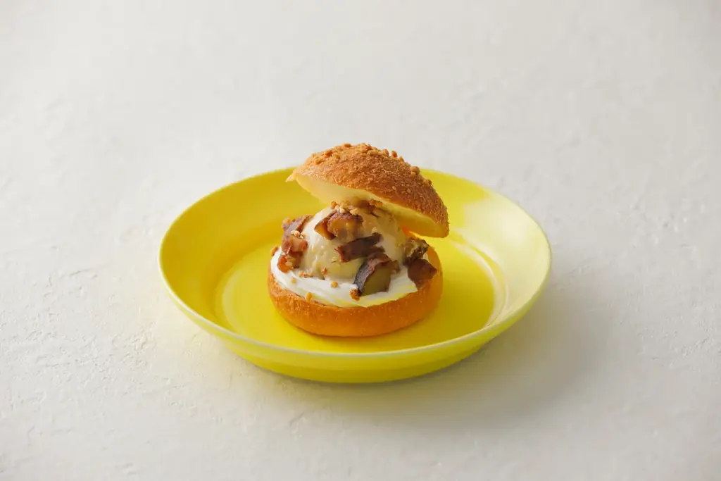 地球の歩き方×春華堂の初コラボ！オリジナル冊子と世界を旅する限定和栗スイーツが登場 画像 5