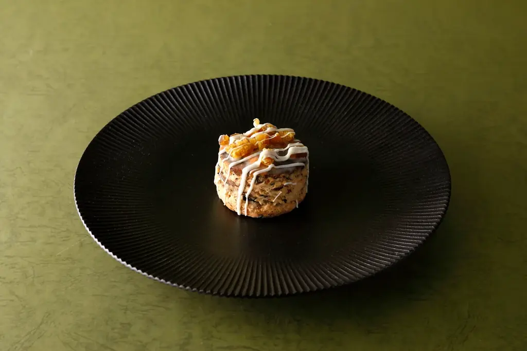 「パティスリーSATSUKI」と「ピエール・エルメ・パリ」秋の饗宴　『スーパーアフタヌーンティー～栗とぶどう～』 画像 6