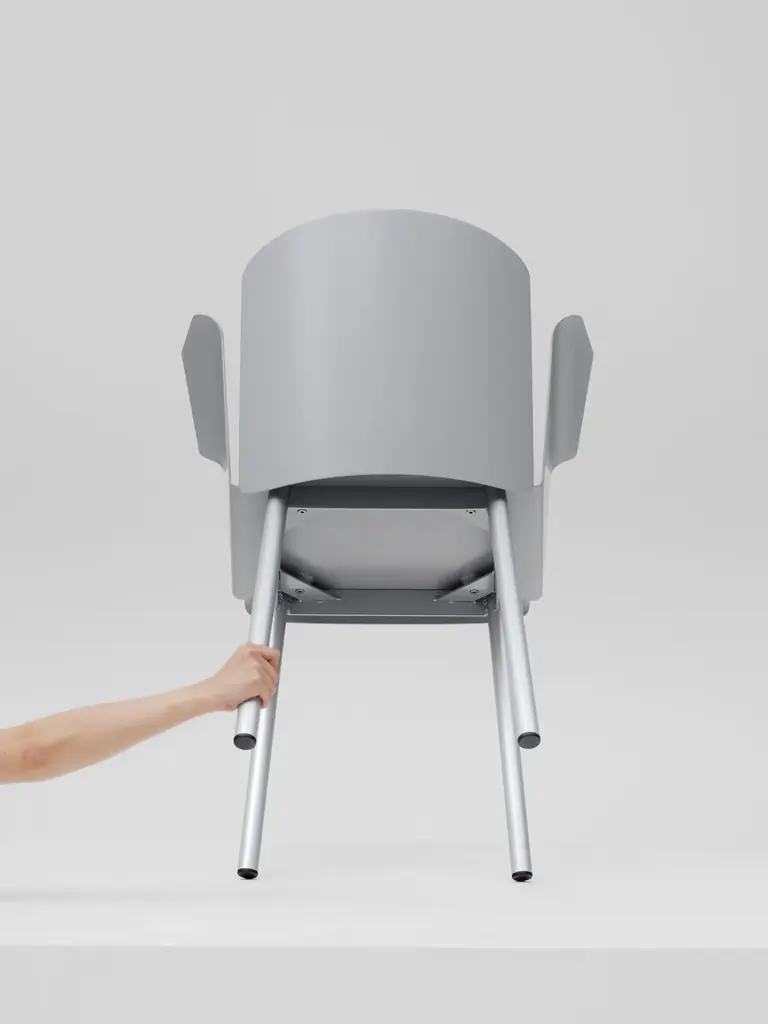日本ベネックス、KUO DUO（クオデュオ）デザインによるアルミの軽やかさと職人技が融合した家具コレクション「HIKOU （ヒコウ）」を発表 画像 5