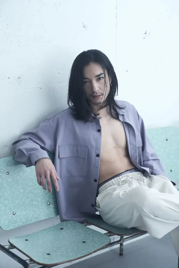初の写真集で魅せる“ありのままの存在感”「宮澤佑」待望のファースト写真集『存在』9月20日（土）発売決定！ 画像 2