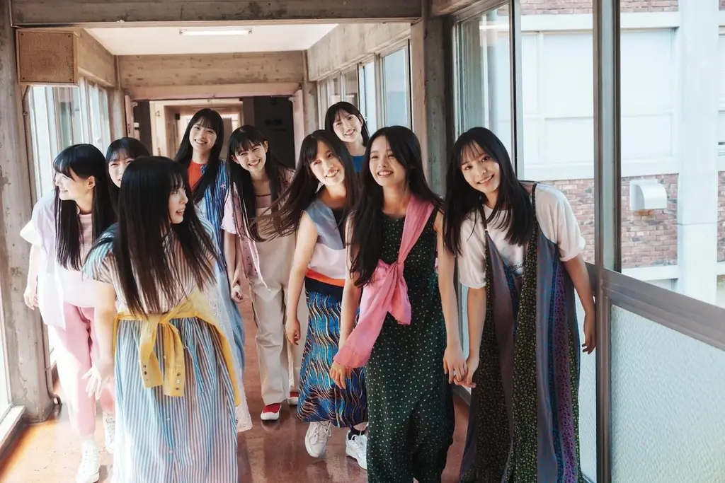 覚悟はできているか――？ 「B.L.T.11月号」表紙＆巻頭に初登場！ 櫻坂46四期生9名が魅せる圧倒的存在感。 画像 5
