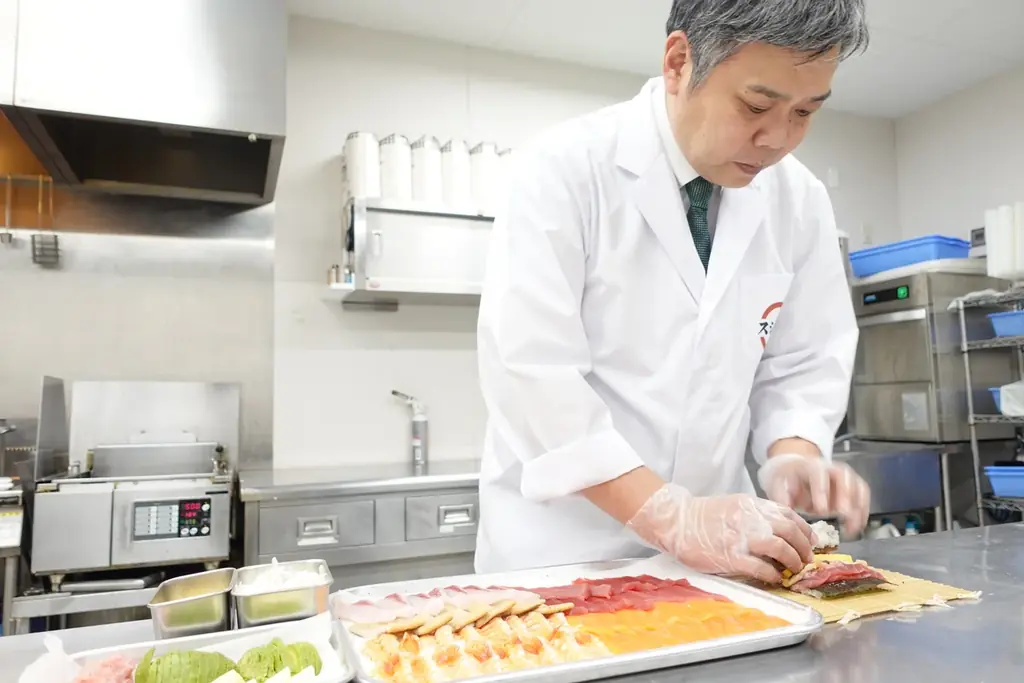 スシロー×「土曜はこれダネッ！」初コラボ！長野愛溢れる、長野県ならではのコラボ商品を共同開発！「長野県産野沢菜キムチキンパ」が登場！ 画像 3