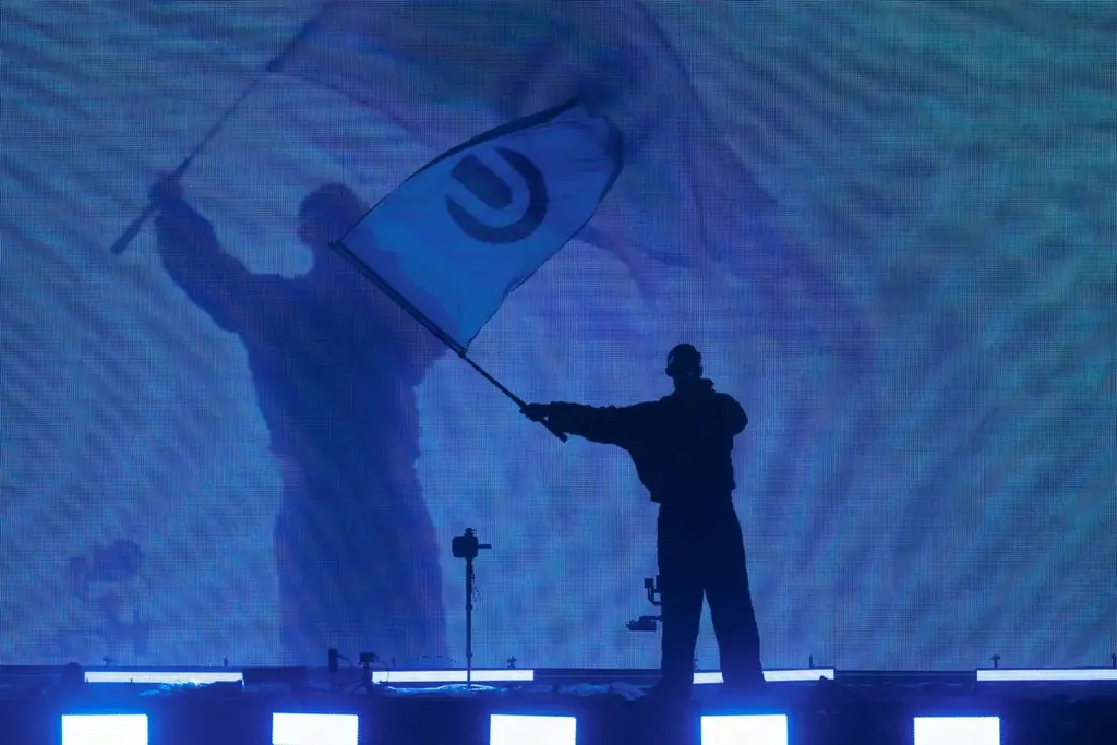 今年で10周年を迎える「ULTRA JAPAN 2025」開催　MARTIN GARRIXが圧巻のステージを披露！お台場を熱狂の渦に巻き込んだ1日目をいち早くレポート 画像 5