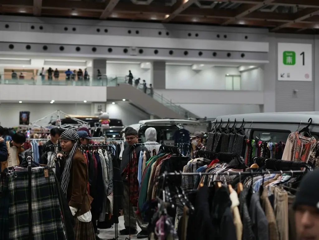 年に一度の古着のお祭り「フルフリ with pickyou」10月4日(土)・5日(日)に開催決定！150店以上集結、東京ビッグサイトが2日間“古着の街”に！ 画像 9