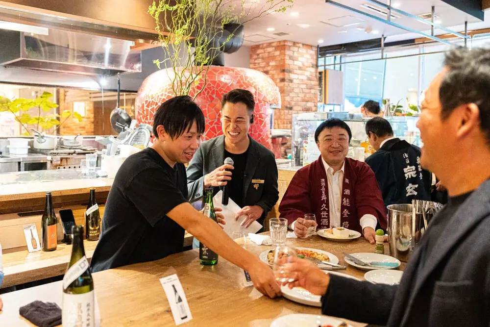 石川の酒蔵と交流しながら24種の日本酒ペアリングを楽しめるディナー『サケマルシェ ペアリングディナーFeat.NOTO』を開催。 画像 4