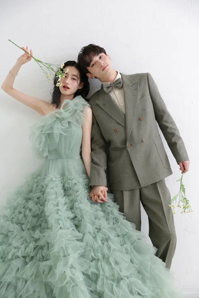 【NEW】aim札幌店より話題の新作グリーンドレスを使用したピュアな最新ウェディングフォトをリリース 画像 9