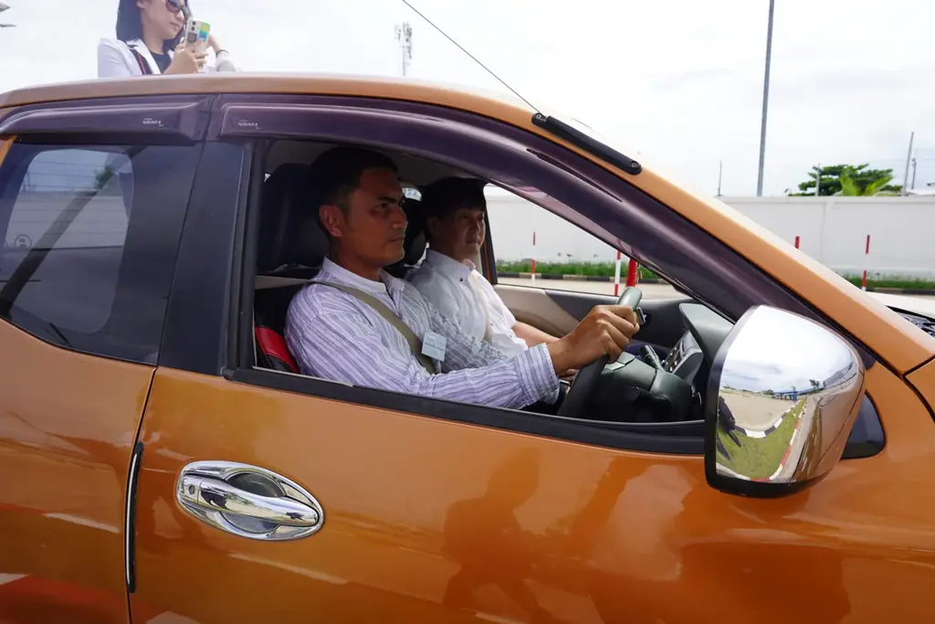 ファクトリーラボがタイ現地の大手自動車学校と提携し、佐賀県の特定技能トラックドライバー受入事業を受託・展開へ 画像 3