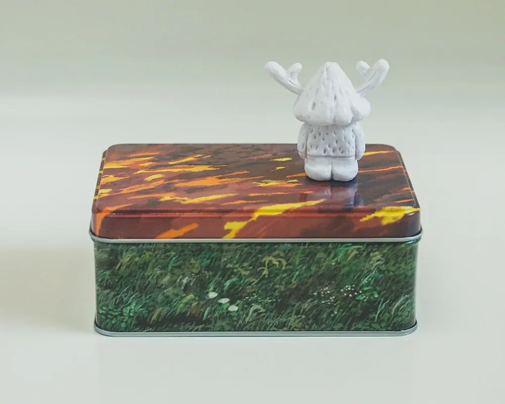 【 現代美術作家 平子 雄一 × 白十字 】岡山県出身のアーティストと創業68年の老舗菓子店とのコラボクッキー缶を発売。 画像 3