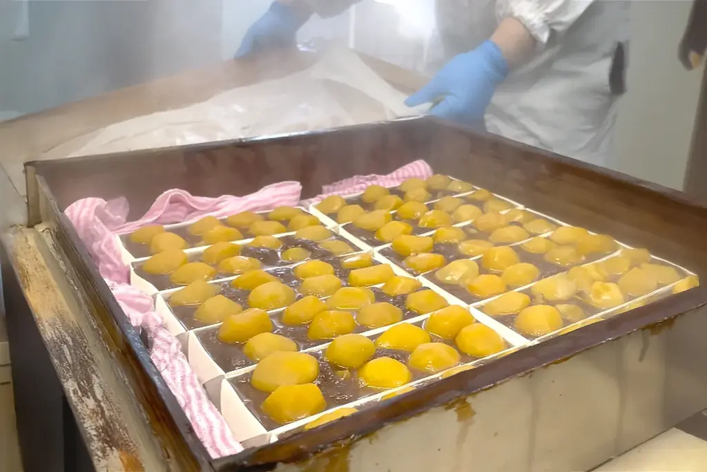【秋彼岸限定】圧巻の栗ざんまい！蒸篭で蒸し上げる“本物“の味わい「生栗むし羊羹」が今年も登場！ 画像 8