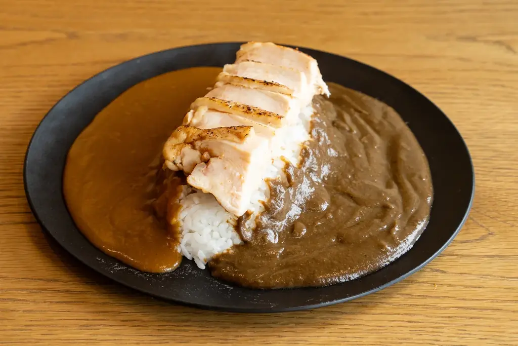 【9月19日オープン】グルメ複合施設「神戸北野ノスタ」に誕生する「北野カレー」のメニューを紹介！Instagramフォローでお得な特典もご用意！ 画像 4