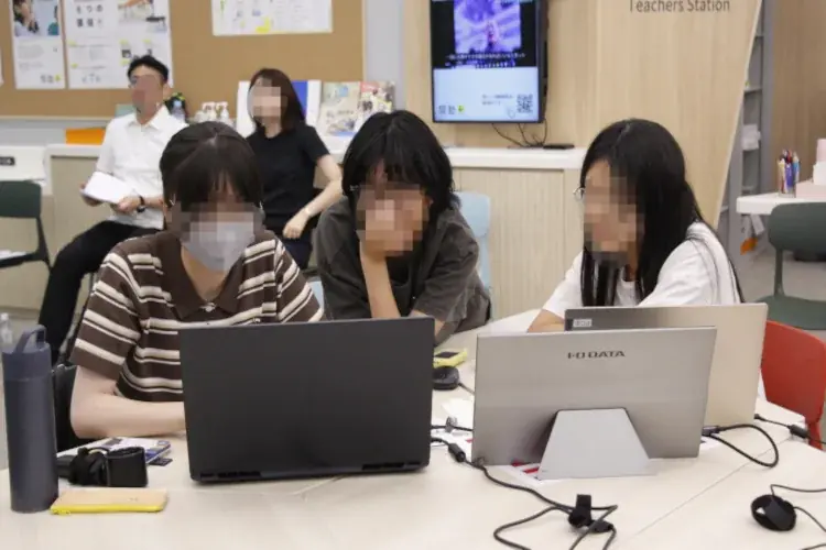 大阪・関西万博会場のパビリオンを子どもたちがプログラミングでライトアップ！　～類塾プラス、９月２８日パナソニックグループパビリオン「ノモの国」のイベントに作品をお披露目～ 画像 5
