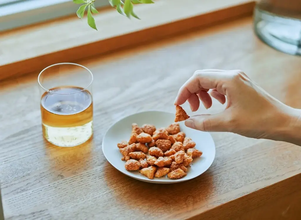 ダイエット中にも至福のおやつ時間を※1！豆から生まれたザクっと食感のパフスナック「ZENB HAPPEA（ゼンブハッピー）」新発売 画像 3